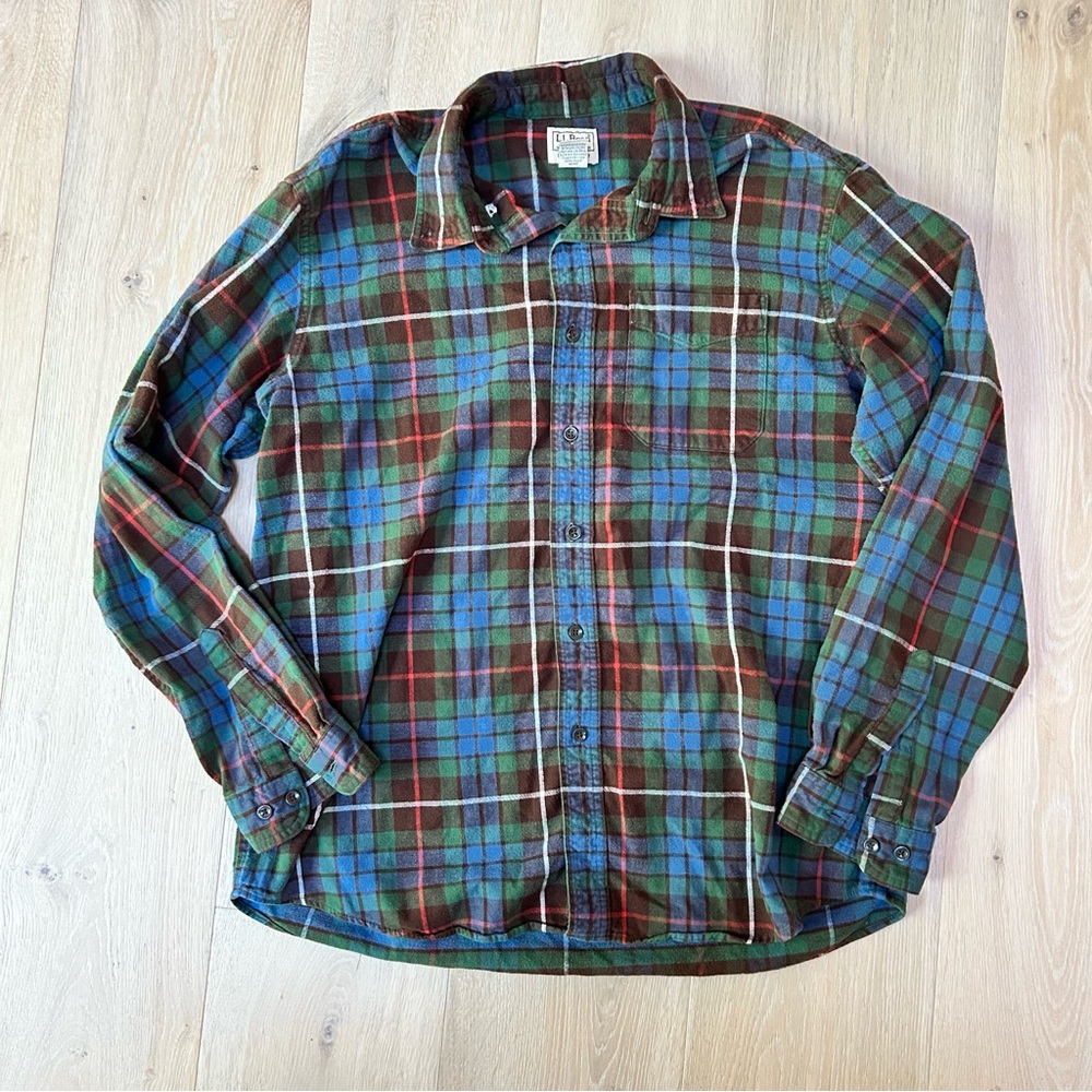 L.L. Bean Scottish Plaid Flannel Shirt Mens size Large